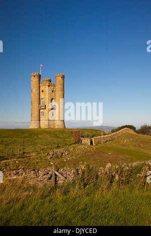 Trockenmauern in der Nähe von Broadway Tower, Worcestershire, England, UK Stockfoto