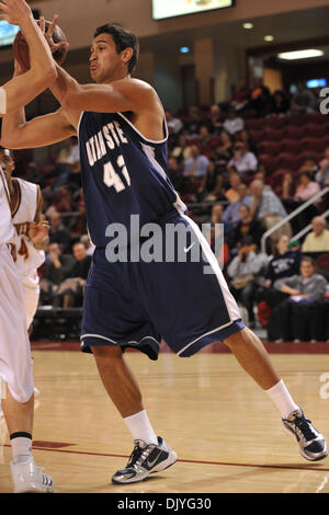 1. Dezember 2010 - Denver, Colorado, Vereinigte Staaten von Amerika - Utah State Tai Wesley (42) in der Offensive. Utah State besiegte Denver mit einem Score von 61-53 in einer Vorschau für eine zukünftige WAC-Matchup wenn Denver die WAC in 2012, während eines Spiels in Magness Arena verbindet. (Kredit-Bild: © Andrew Fielding/Southcreek Global/ZUMAPRESS.com) Stockfoto