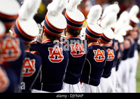 4. Dezember 2010 - Atlanta, führt Al, Vereinigte Staaten von Amerika - The Auburn Blaskapelle während der Halbzeit des Fußballspiels zwischen South Carolina und Auburn SEC Championship. Auburn besiegte South Carolina 56-17, in The Georgia Dome auf der SEC-Weltmeister geworden. (Kredit-Bild: © Jason Clark/Southcreek Global/ZUMAPRESS.com) Stockfoto