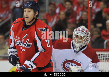 28. Dezember 2010 - Washington, D.c., District Of Columbia, Vereinigte Staaten von Amerika - Washington Capitals zentrieren Brooks Laich (21), NHL Spiel Action.  Capitals gewinnen zu Hause 3: 0 (Credit-Bild: © Roland Pintilie/Southcreek Global/ZUMAPRESS.com) Stockfoto