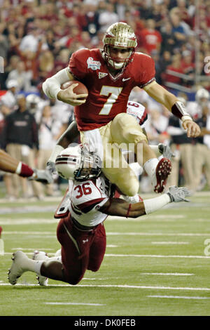 31. Dezember 2010: Florida State Seminolen Quarterback Christian Ponder (7) läuft der Ball während der Spielaktion 2010 Chick-Fil-a Bowl mit South Carolina Gamecocks und der Florida State Seminolen im Georgia Dome in Atlanta Georgia. Die Florida State Seminolen gewann 26-17. (Kredit-Bild: © Donald Seite/Southcreek Global/ZUMAPRESS.com) Stockfoto