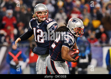 19. Dezember 2010 - Foxborough, Massachusetts, Vereinigte Staaten von Amerika - Tom Brady, New England Patriots Quarterback (Kredit-Bild: © Geoff Bolte/Southcreek Global/ZUMAPRESS.com) Stockfoto