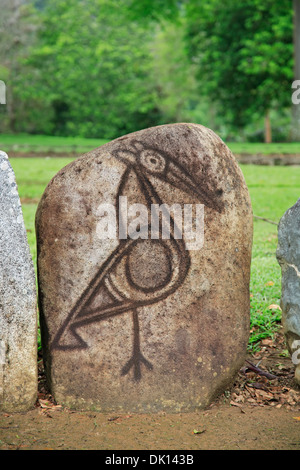 Stein gehauen mit Petroglyphen (ca. 1270s), Caguana Indian Zeremoniell Park, Utuado, Puerto Rico Stockfoto