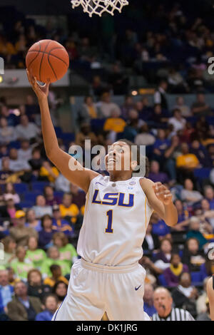 23. Januar 2011 macht - Baton Rouge, Louisiana, Vereinigte Staaten von Amerika - LSU Lady Tiger Wächter Katherine Graham (1) einer Lay up Schuss während der ersten Hälfte. LSU besiegte Florida 72-58. (Kredit-Bild: © Joseph Bellamy/Southcreek Global/ZUMAPRESS.com) Stockfoto