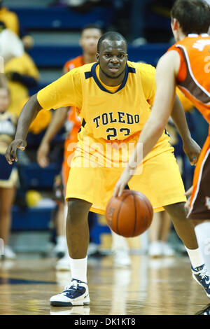 25. Januar 2011 - Toledo, Ohio, Vereinigte Staaten von Amerika - Toledo bewachen Malcolm Griffin (#23) während der Spielaktion.  Bowling Green Falcons besiegte die Toledo Rockets 70-64 in Savage Arena in Toledo, Ohio. (Kredit-Bild: © Scott Grau/Southcreek Global/ZUMAPRESS.com) Stockfoto