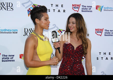 Der Stern, Sydney, New South Wales, Australien. 1. Dezember 2013. Alicia Keys kommt auf dem "schwarzen Teppich" für den 27. jährliche Australien Record Industry Association (ARIA) Awards. Bildnachweis: Richard Milnes/Alamy Live-Nachrichten Stockfoto