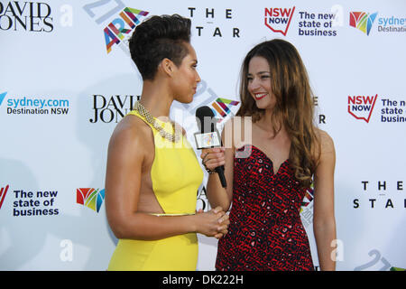Der Stern, Sydney, New South Wales, Australien. 1. Dezember 2013. Alicia Keys kommt auf dem "schwarzen Teppich" für den 27. jährliche Australien Record Industry Association (ARIA) Awards. Bildnachweis: Richard Milnes/Alamy Live-Nachrichten Stockfoto