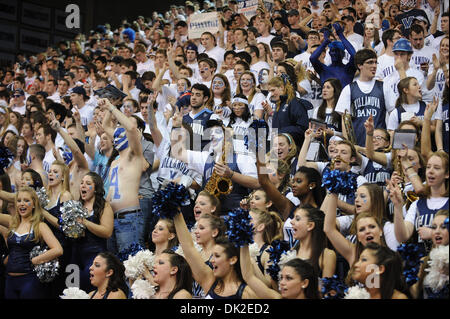 12. Februar 2011 - Villanova, Pennsylvania, USA - The Villanova Student Abschnitt vor dem Start des Spiels.  Villanova führt in eine Big East Schlacht #9 #4 Pittsburgh an der halben 27-23, in einem Spiel im Pavillon in Villanova, Pennsylvania (Credit-Bild: © Mike McAtee/Southcreek Global/ZUMAPRESS.com) Stockfoto