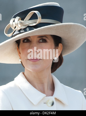 Kronprinzessin Mary von Dänemark besucht National Memorial in Kopenhagen am 26. März 2012 Prinz Charles und Herzogin von Cornwall Stockfoto