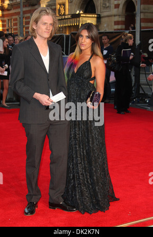 Richard Dinan und Gabriella Ellis Titanic 3D World Premiere statt, an der Royal Albert Hall - Ankünfte London England - 27.03.12 Stockfoto