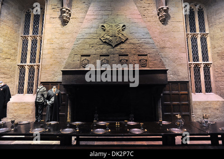 Atmosphäre-Foto-Shooting bei weltweit Grand Opening Cast und Crew Festmahl für die Eröffnung des Warner Bros Studio Tour London - Making of Stockfoto