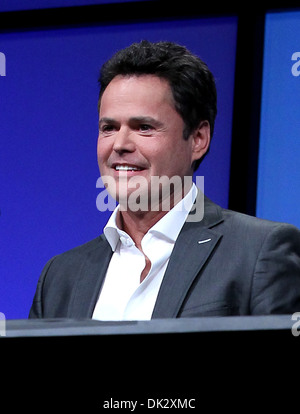 Donny Osmond Milwaukee Brewers Live Kommentar Stimme Bob Uecker Fame in NAB Broadcasting Hall Of auf NAB in Las Vegas Stockfoto