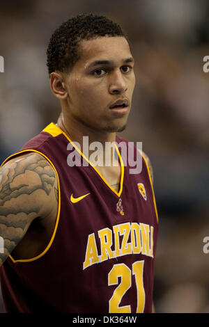 24. Februar 2011 - Westwood, Kalifornien, USA - Arizona State Sun Devils guard Keala King #21 während der NCAA Basketball-Spiel zwischen den Arizona State Sun Devils und die UCLA Bruins im Pauley Pavilion. Die Bruins schlagen die Sun Devils mit einem Endstand von 71-53. (Kredit-Bild: © Brandon Parry/Southcreek Global/ZUMAPRESS.com) Stockfoto