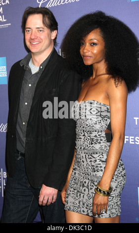 Brendan Fraser Yaya DaCosta 2012 Tribeca Film Festival - "Ganze Lotta Sole" Premiere - Arrivals New York City USA - 21.04.12 Stockfoto