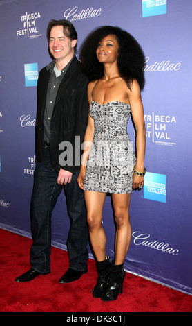 Brendan Fraser Yaya DaCosta 2012 Tribeca Film Festival - "Ganze Lotta Sole" Premiere - Arrivals New York City USA - 21.04.12 Stockfoto