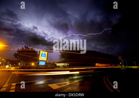 Aldi, Supermarkt, Lightning, Streik, Cowes, Isle Of Wight, England, UK, Stockfoto