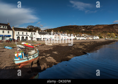 Boote und Loch Broom, Ullapool, Wester Ross, Highlands, Schottland Stockfoto