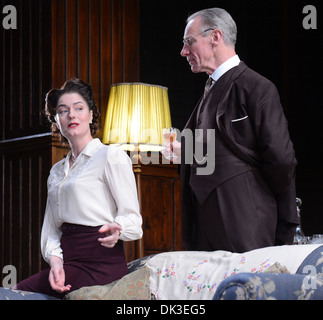 Anna Chancellor Photo-call für Browning Version an Harold Pinter Theatre London England-23.04.12 Stockfoto