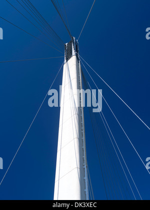 Blick auf den Bob Kerrey Brücke und Missouri River, Blick nach Westen in Richtung Omaha, Nebraska von Council Bluffs, Iowa. Stockfoto