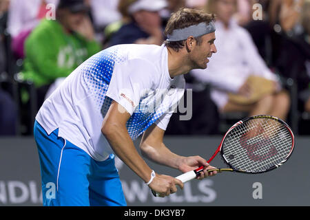 13. März 2011 - Indian Wells, Kalifornien, USA - Mardy Fish (USA) in Aktion während der zweiten Runde der Herren von BNP Paribas Open 2011 auf der Indian Wells Tennis Garden in Indian Wells, Kalifornien statt. Fisch-Verlust mit einer Punktzahl von 7: 5 6: 4. (Kredit-Bild: © Gerry Maceda/Southcreek Global/ZUMAPRESS.com) Stockfoto