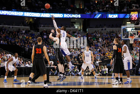 17. März 2011 gekippt - Tampa, FL, USA - Kentucky gegen Princeton in der zweiten Runde des NCAA Tournament auf Donnerstag, 17. März 2011 in Tampa, Florida.  Foto: Mark Cornelison | Personal. (Kredit-Bild: © Lexington Herald-Leader/ZUMAPRESS.com) Stockfoto