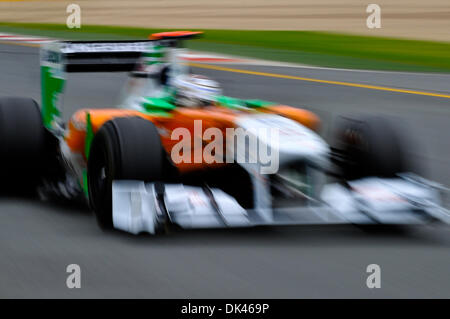 25. März 2011 - Melbourne, Victoria, Australien - Adrian Sutil (Deutschland) der Force India F1 Team Auto (14) während der Praxis-Sitzung eines der 2011 Formel 1 Australian Grand Prix auf dem Albert Park Circuit in Melbourne, Australien. (Kredit-Bild: © Sydney Low/Southcreek Global/ZUMAPRESS.com) Stockfoto