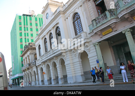 Palacio Municipal, Parque Leoncio Vidal, Santa Clara, Provinz Villa Clara, Kuba, Karibik, Mittelamerika Stockfoto