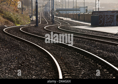 SHEFFIELD SUPER STRAßENBAHNLINIE IN MIDLAND BAHNHOF PARK HILL WOHNUNGEN SHEFFIELD SOUTH YORKSHIRE ENGLAND Stockfoto