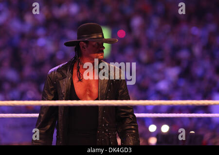 3. April 2011 - Atlanta, Georgia, USA - der BESTATTER bereitet sich auf sein Match gegen Triple h (Credit-Bild: © Matt Roberts/ZUMAPRESS.com) Stockfoto