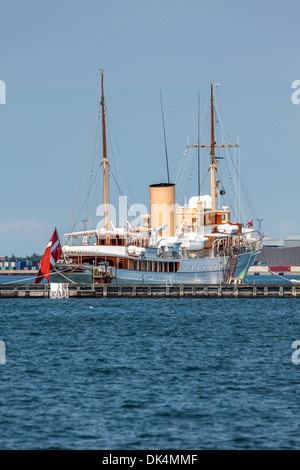 Die dänische Königliche Yacht Dannebrog Stockfoto