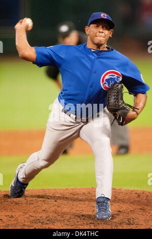 13. April 2011 - Houston, Texas, USA - Chicago Cubs Krug Carlos Marmol (49) Pitchen gegen die Astros zu speichern. Chicago Cubs schlug die Houston Astros 9 - 5 im Minute Maid Park in Houston Texas. (Kredit-Bild: © Juan DeLeon/Southcreek Global/ZUMAPRESS.com) Stockfoto