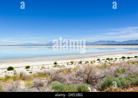 Great Salt Lake Blick nach Norden von der Antelope Island Causeway, Antelope Island State Park, Utah, USA Stockfoto