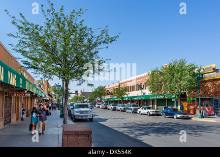 Geschäfte auf South El Paso Street in der Innenstadt von El Paso, Texas, USA Stockfoto
