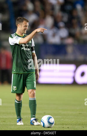 23. April 2011 - Carson, Kalifornien, USA - Portland Timbers Mittelfeldspieler Jack Jewsbury #13 während die Major League Soccer Spiel zwischen Portland Timbers und die Los Angeles Galaxy im Home Depot Center. Die Galaxie fuhr fort, um die Hölzer mit einem Endstand von 3: 0 zu besiegen. (Kredit-Bild: © Brandon Parry/Southcreek Global/ZUMAPRESS.com) Stockfoto