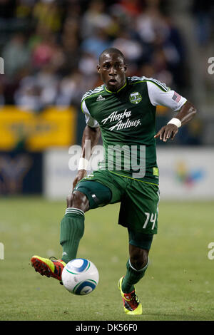 23. April 2011 - Carson, Kalifornien, USA - Portland Timbers Mittelfeldspieler James Marcelin #14 in Aktion während der Major League Soccer Spiel zwischen Portland Timbers und die Los Angeles Galaxy im Home Depot Center. Die Galaxie fuhr fort, um die Hölzer mit einem Endstand von 3: 0 zu besiegen. (Kredit-Bild: © Brandon Parry/Southcreek Global/ZUMAPRESS.com) Stockfoto