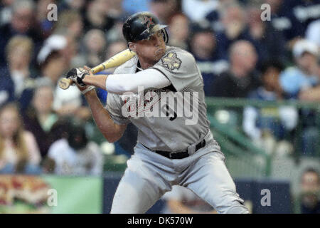 24. April 2011 - Milwaukee, Wisconsin, USA - Houston Astros Recht Fielder Hunter Pence #9 at bat während des Spiels. Die Milwaukee Brewers schlagen die Houston Astros 4-1at Miller Park. (Kredit-Bild: © John Fisher/Southcreek Global/ZUMAPRESS.com) Stockfoto