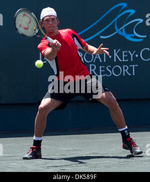 27. April 2011 - Sarasota, Florida, USA - LONGBOAT KEY, FL - 25 April: FRANK DANCEVIC (CAN) Niederlagen Go SOEDA (JPN) 26, 63,61 in der zweiten Runde der Sarasota Open. (Kredit-Bild: © Andrew Patron/ZUMAPRESS.com) Stockfoto