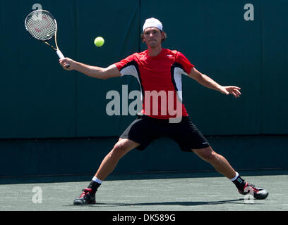 27. April 2011 - Sarasota, Florida, USA - LONGBOAT KEY, FL - 25 April: FRANK DANCEVIC (CAN) Niederlagen Go SOEDA (JPN) 26, 63,61 in der zweiten Runde der Sarasota Open. (Kredit-Bild: © Andrew Patron/ZUMAPRESS.com) Stockfoto