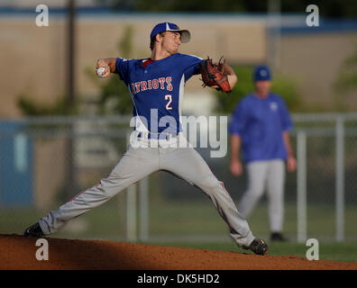 6. Mai 2011 - Largo - CHRIS ZUPPA | Zeiten. SP 337715 ZUPP Baseball 6. (Largo, 05.05.2011) Pinellas Park Brandon Grigsby Stellplätze im ersten Inning. East Lake High School spielt Pinellas Park High School für die Region-Halbfinale, Klasse 5A in Pinellas Park. [CHRIS ZUPPA, mal] (Kredit-Bild: © St. Petersburg Times/ZUMAPRESS.com) Stockfoto