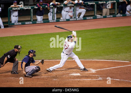 11. Mai 2011 - Cleveland, Ohio, USA - Cleveland Indians linker Feldspieler Shelley Duncan (47) an bat in der MLB Baseball-Spiel zwischen der Cleveland Indians und die Tampa Bay Rays in Cleveland, Ohio. Die Strahlen schlagen die Indianer 8-2. (Kredit-Bild: © Bryan Rinnert/Southcreek Global/ZUMAPRESS.com) Stockfoto
