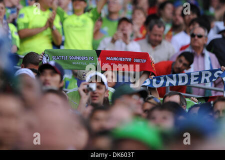 20. Juli 2011 - Seattle, Washington, Vereinigte Staaten von Amerika - Seattle Sounders FC-Fans in der 1. Hälfte des Manchester United vs Seattle Sounders FC in eine internationale Freundschaftsspiele während Uniteds US-Vorsaison-Tour. (Kredit-Bild: © Chris Coulter/Southcreek Global/ZUMApress.com) Stockfoto