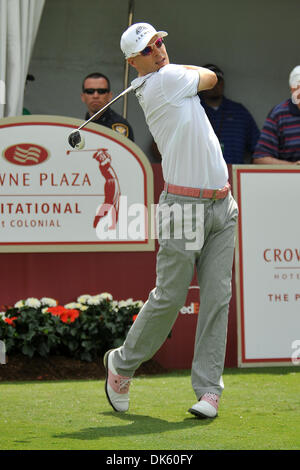 18. Mai 2011 - Fort Worth, TX, USA - Ben Crane abschlägt während der pro-am-Tag des Crowne Plaza Invitational im Colonial spielte im Colonial Country Club in Fort Worth, Texas. (Kredit-Bild: © Patrick Grün/Southcreek Global/ZUMAPRESS.com) Stockfoto