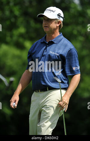 18. Mai 2011 gespielt - Fort Worth, TX, USA - David Toms nach dem Aufsetzen am pro-am Tag des Crowne Plaza Invitational im Colonial im Colonial Country Club in Fort Worth, Texas. (Kredit-Bild: © Patrick Grün/Southcreek Global/ZUMAPRESS.com) Stockfoto