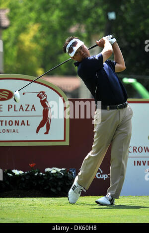 18. Mai 2011 - Fort Worth, TX, USA - Charlie Wi abschlägt während der pro-am-Tag des Crowne Plaza Invitational im Colonial spielte im Colonial Country Club in Fort Worth, Texas. (Kredit-Bild: © Patrick Grün/Southcreek Global/ZUMAPRESS.com) Stockfoto