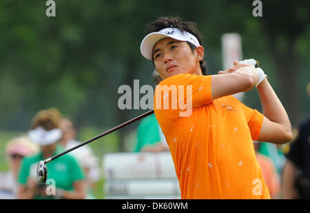 19. Mai 2011 - Fort Worth, Texas, USA - 19.05.2011. RYUJI IMADA Uhren seinen Abschlag am 10. Loch in der ersten Runde des Crowne Plaza Invitational im Colonial in Fort Worth, Texas. (Kredit-Bild: © Ralph Lauer/ZUMAPRESS.com) Stockfoto