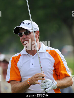 19. Mai 2011 - Fort Worth, Texas, USA - 19.05.2011. BRIAN DAVIS reagiert auf seinen Abschlag am 10. Abschlag in der ersten Runde des Crowne Plaza Invitational im Colonial in Fort Worth, Texas. (Kredit-Bild: © Ralph Lauer/ZUMAPRESS.com) Stockfoto
