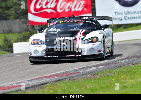 20. Mai 2011 - Bowmanville, Ontario, Kanada - JASON DASKALOS von Albuquerque, NM #7 (GT) fahren Daskalos Entwicklung Dodge Viper beim Üben am Victoria Day Speedfest Wochenende auf dem Mosport International Raceway. (Kredit-Bild: © Keith Hamilton/Southcreek Global/ZUMAPRESS.com) Stockfoto