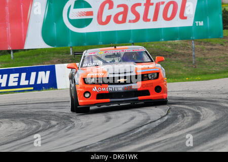 20. Mai 2011 - Bowmanville, Ontario, Kanada - Alec Udell von Houston, TX fahren #06 (GTS) Momentum Autosport Chevrolet Camaro während der Praxis für die Victoria Day Speedfest Wochenende auf dem Mosport International Raceway. (Kredit-Bild: © Keith Hamilton/Southcreek Global/ZUMAPRESS.com) Stockfoto