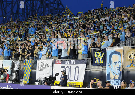 21. Mai 2011 - Chester, Pennsylvania, USA - The Sons of Ben, die Unterstützer der Gewerkschaft im Abschnitt Flüsse Ende des PPL Park. Philadelphia Union besiegte die Chicago Fire 2-1, in einem MLS-Spiel wird gespielt im PPL Park in Chester, Pennsylvania (Credit-Bild: © Mike McAtee/Southcreek Global/ZUMAPRESS.com) Stockfoto