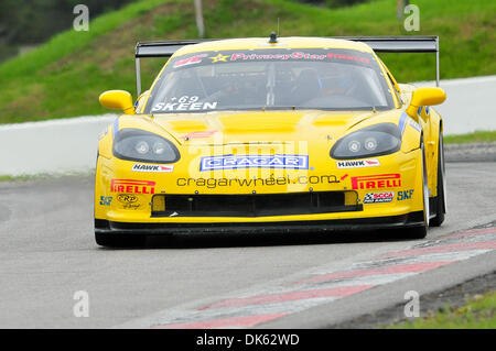 22. Mai 2011 - Bowmanville, Ontario, Kanada - Mike Skeen Charlotte, NC fahren die #2 (GT) CRP Geschwindigkeit Räder Chevrolet Corvette ZO6 in Runde 6 der Pirelli SCCA World Challenge erstmals qualifiziert. (Kredit-Bild: © Keith Hamilton/Southcreek Global/ZUMAPRESS.com) Stockfoto